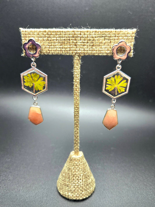 Geometric studs in silver color